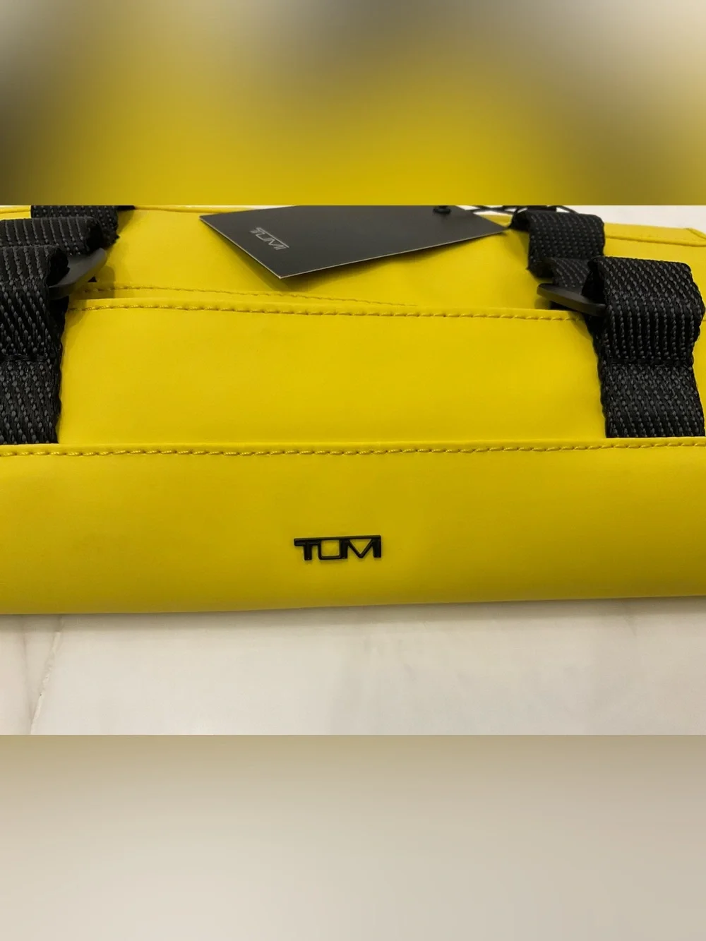 NEW Tumi + 11.0” x 6.0” Ballistic Nylon Mobile Organizer - LIMONE YELLOW ❗️